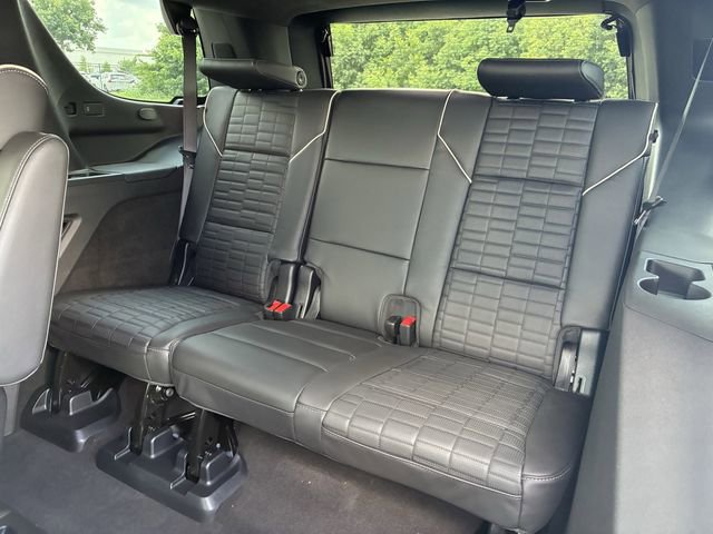 New 2026 Cadillac Escalade Platinum Sport w/ LPO, ONYX Package AWD/4WD image 28