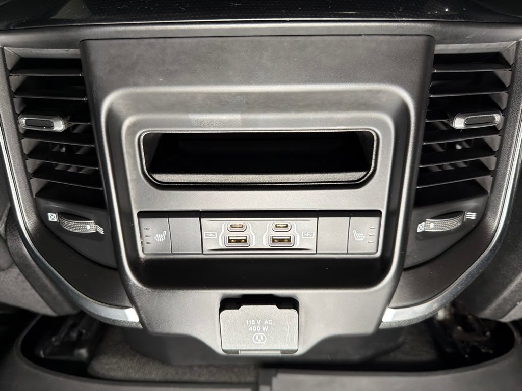 Used 2022 RAM 1500 Laramie w/ Night Edition AWD/4WD image 11