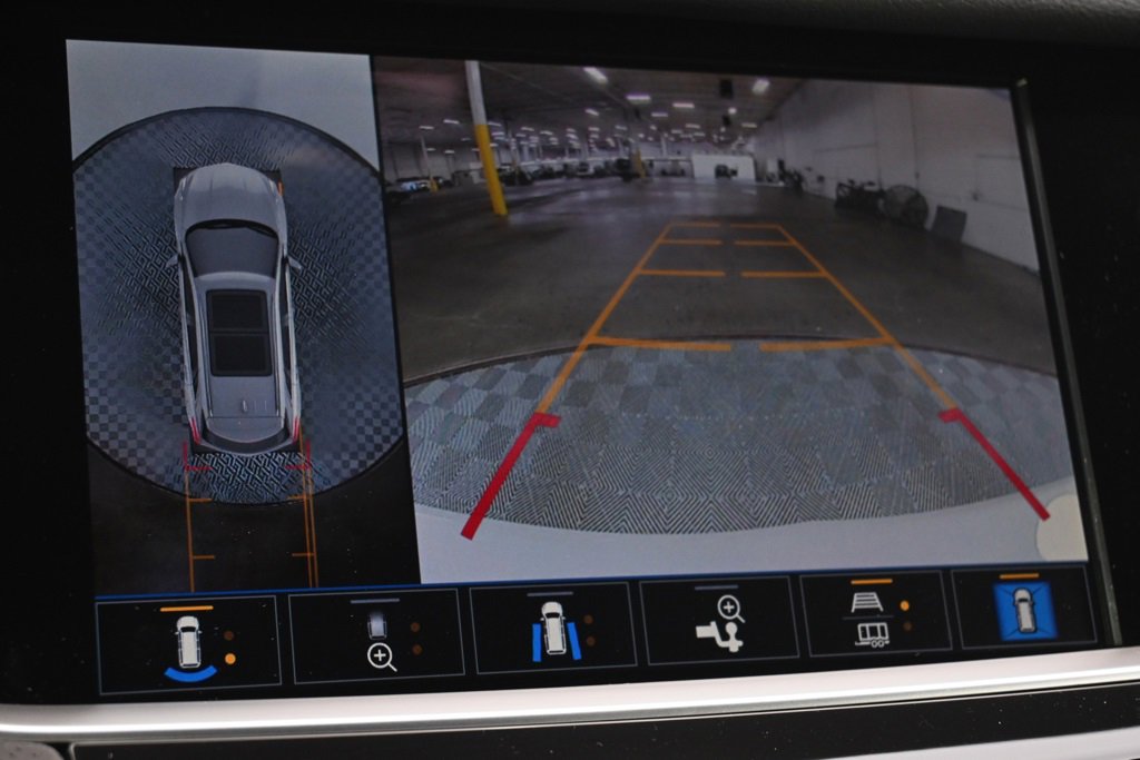 New 2025 Cadillac XT5 Sportv w/ LPO, Red Accent Package image 29