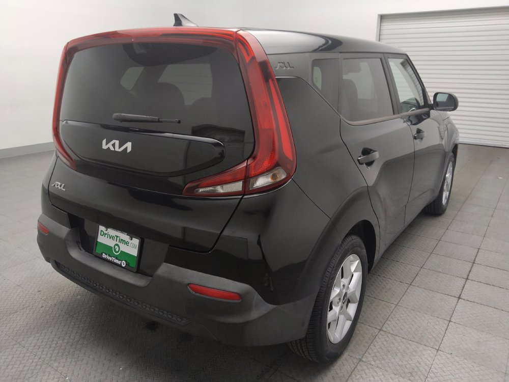 Used 2022 Kia Soul LX w/ Technology Package FWD image 9