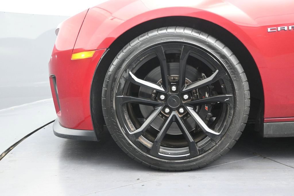 Used 2014 Chevrolet Camaro ZL1 RWD image 9