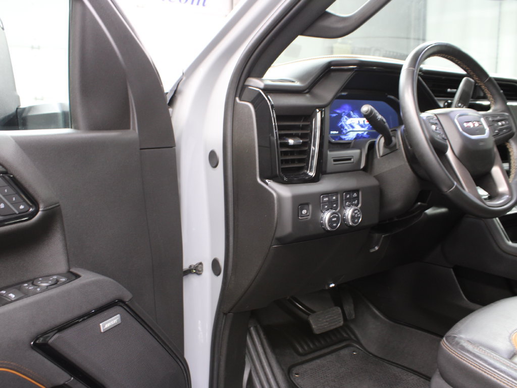 Used 2025 GMC Sierra 2500 AT4 AWD/4WD image 64