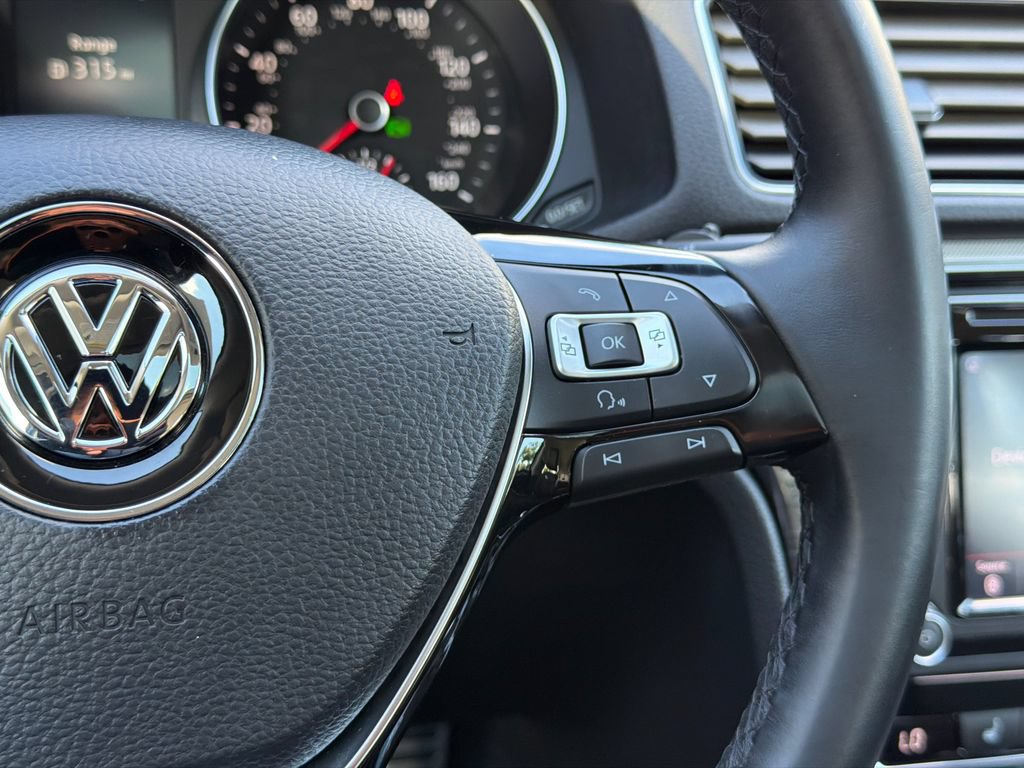 Used 2017 Volkswagen Passat 1.8T SEL Premium FWD image 19