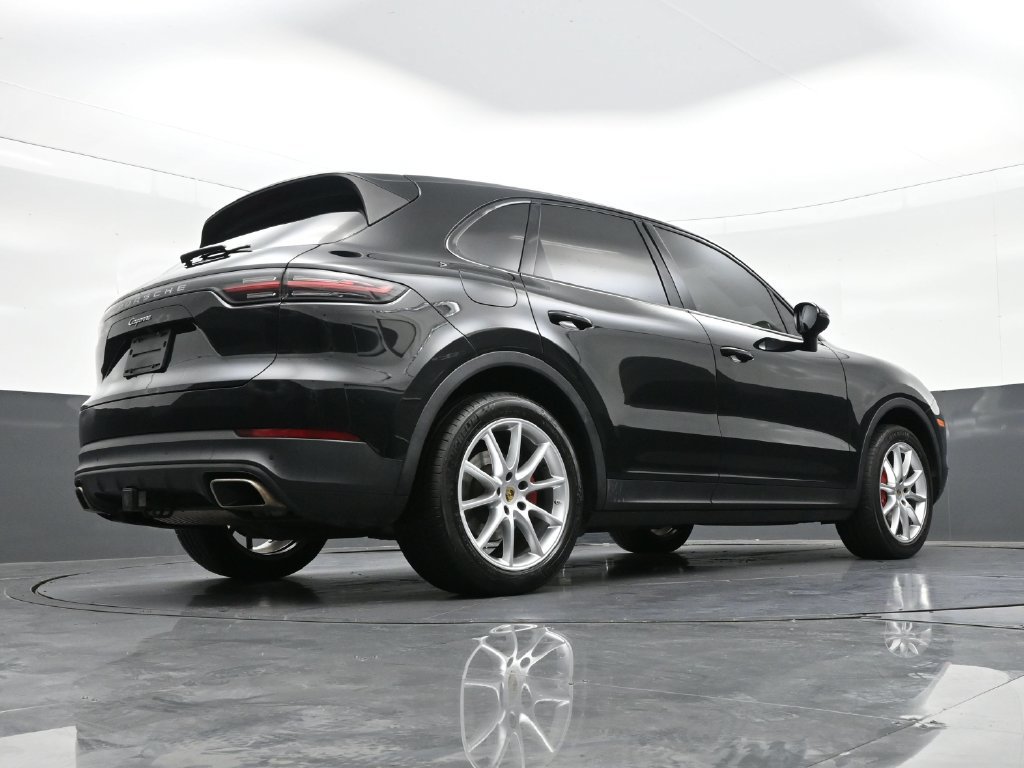Used 2020 Porsche Cayenne AWD/4WD image 32