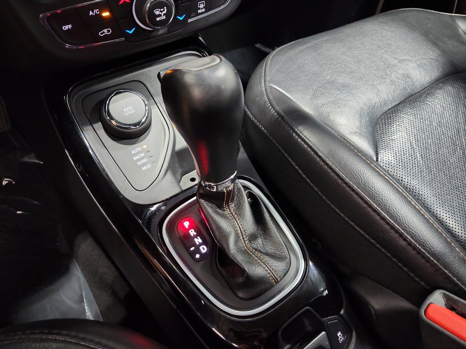 Used 2019 Jeep Compass Limited AWD/4WD image 22
