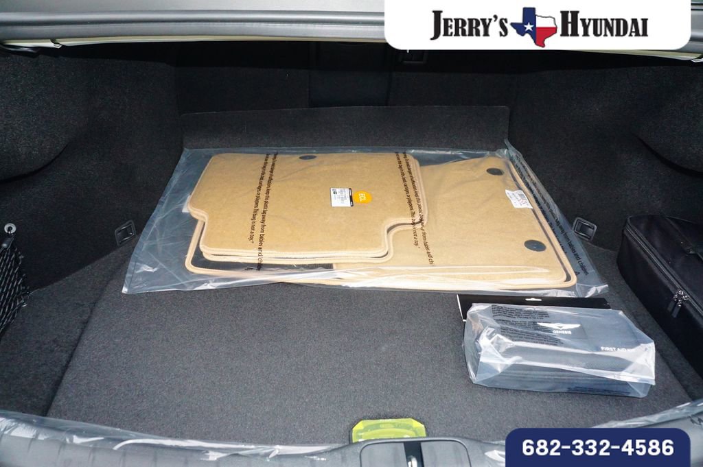 Used 2025 Genesis G80 2.5T image 22