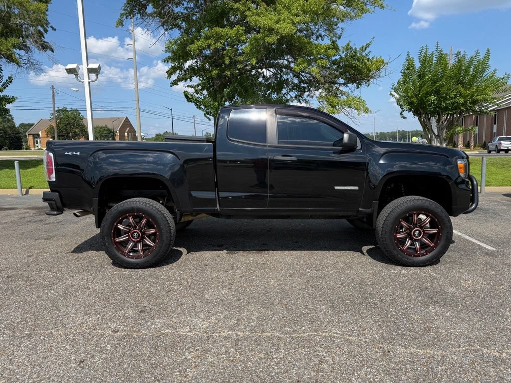 Used 2022 GMC Canyon Elevation Standard w/ Convenience Package AWD/4WD image 2