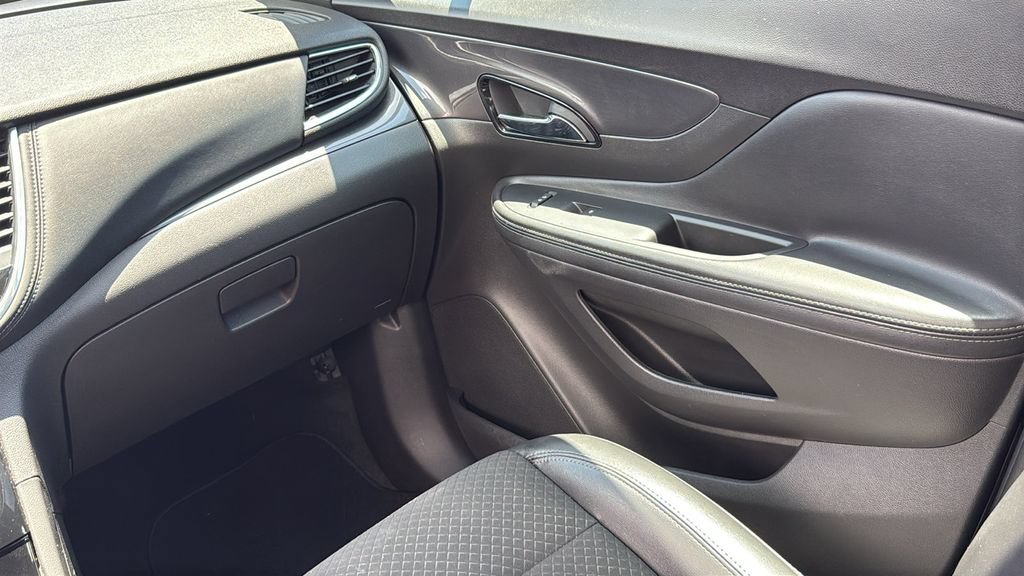 Used 2019 Buick Encore Preferred w/ Safety Package FWD image 27
