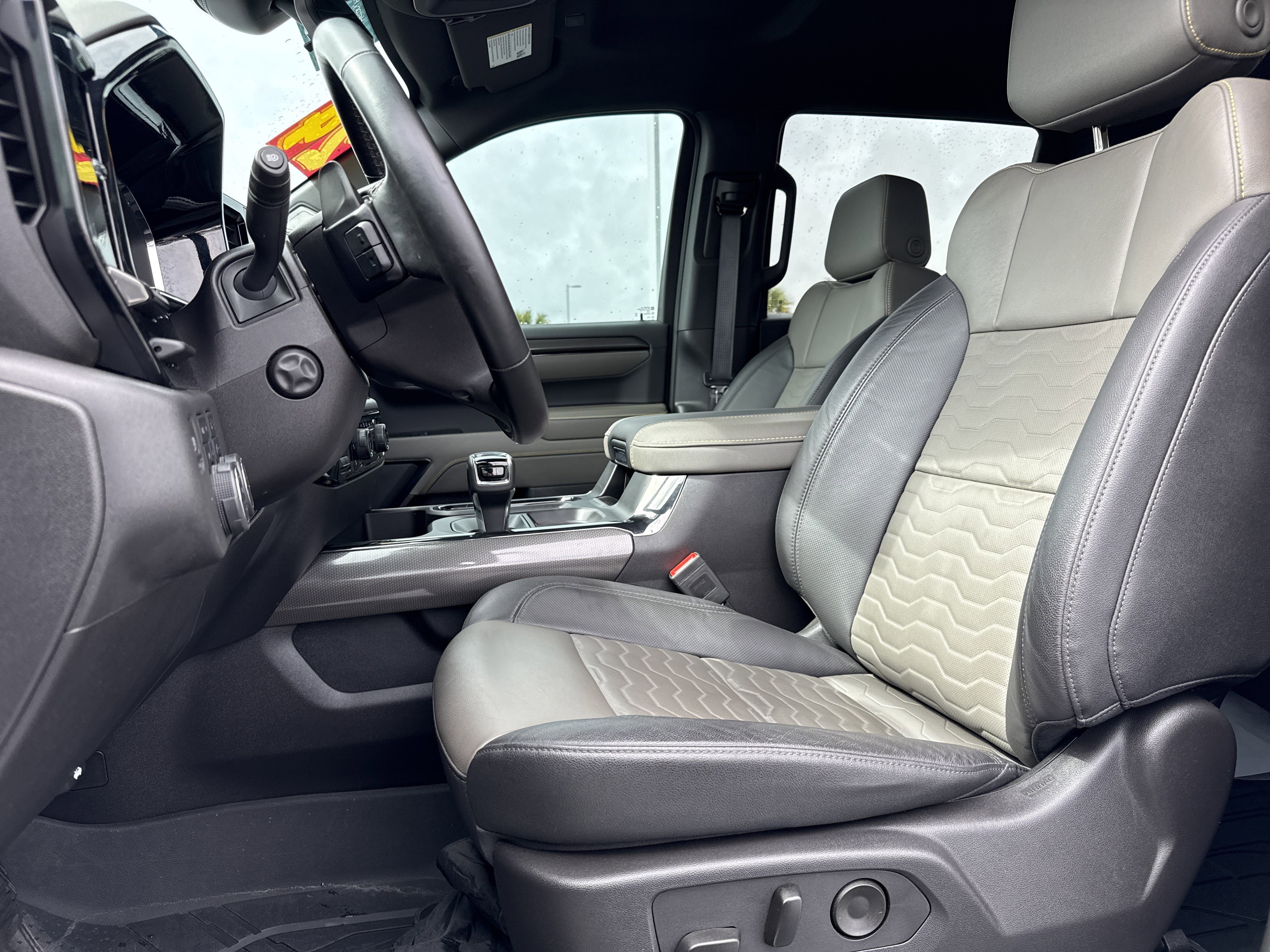 Used 2024 Chevrolet Silverado 1500 ZR2 w/ Technology Package image 16