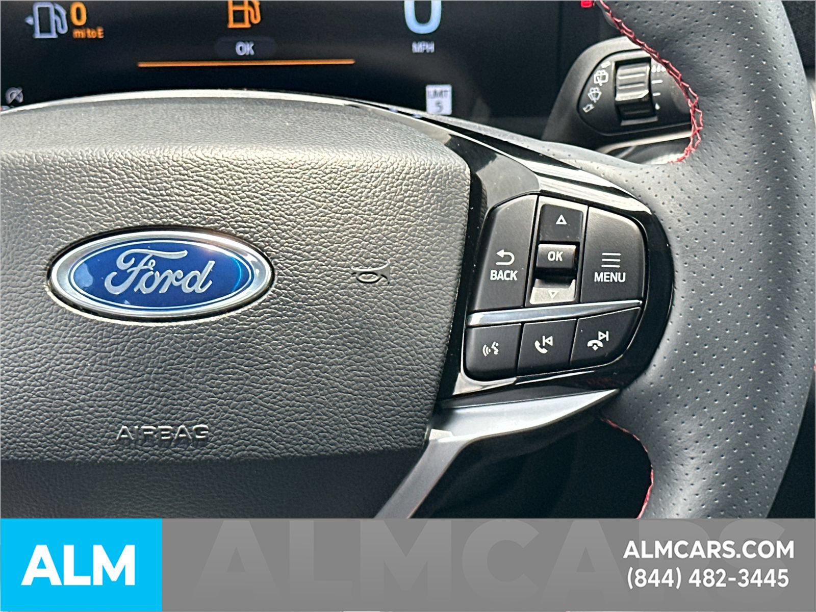 Used 2026 Ford Explorer ST-Line w/ ST-Line Street Pack AWD/4WD image 30