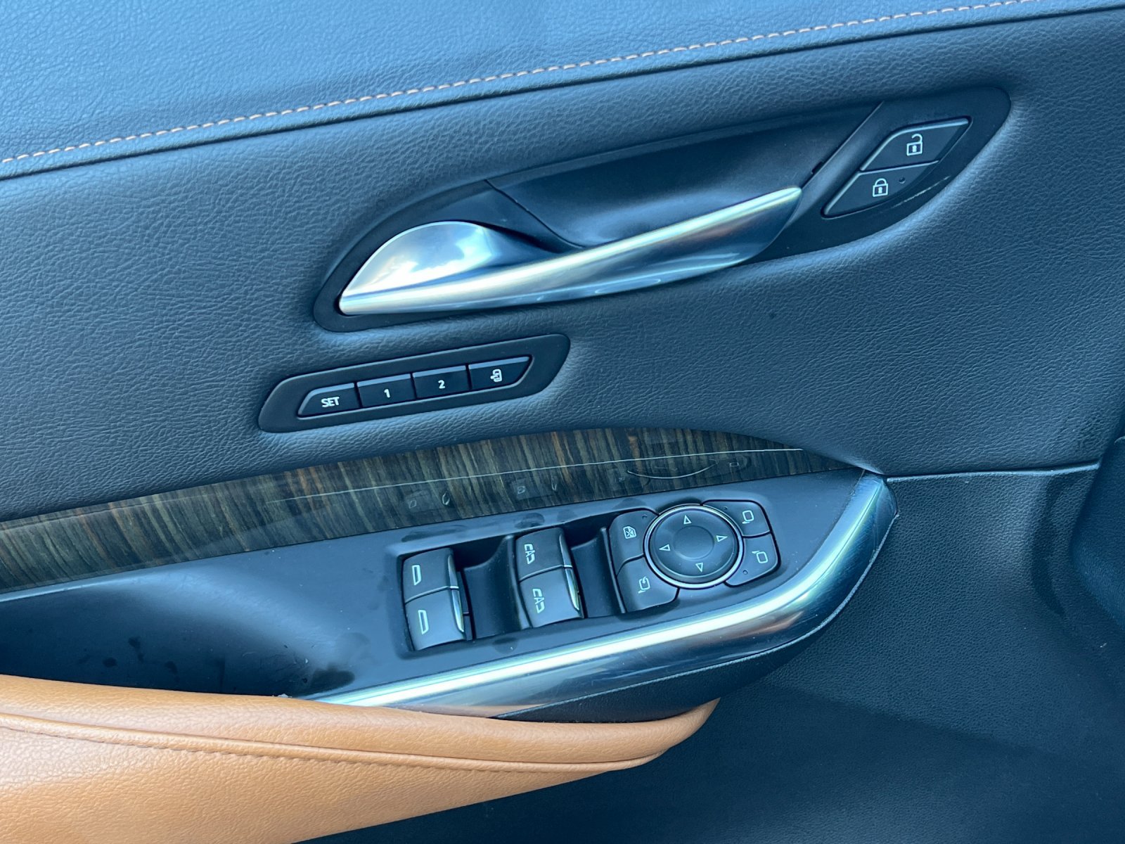 Used 2019 Cadillac XT4 Sport FWD image 11