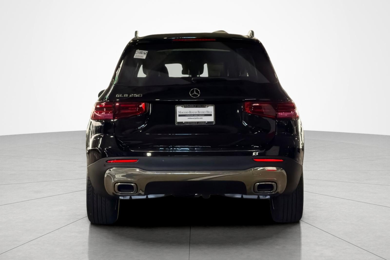 New 2026 Mercedes-Benz GLB 250 image 4