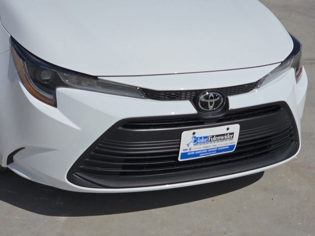 Used 2024 Toyota Corolla LE FWD image 9