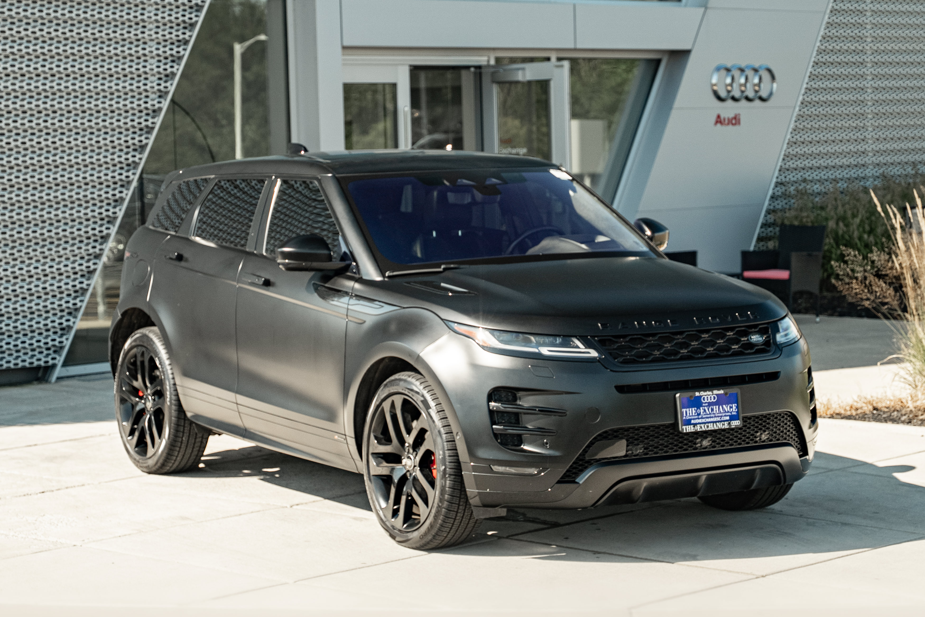 Used 2021 Land Rover Range Rover Evoque R-Dynamic HSE AWD/4WD image 2