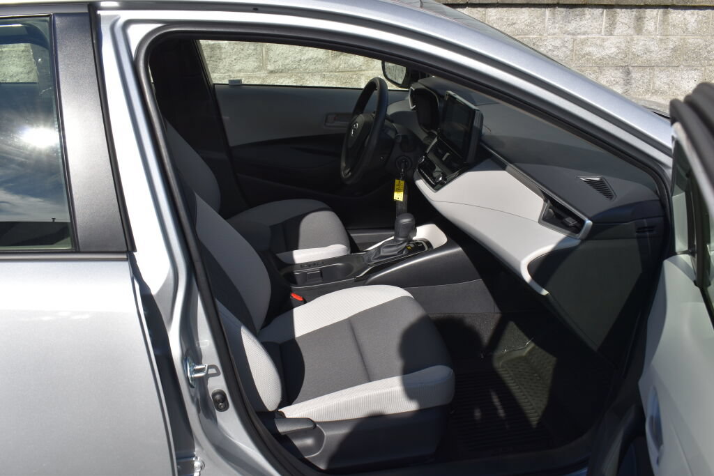 Certified 2026 Toyota Corolla LE FWD image 24