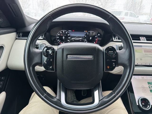 Used 2020 Land Rover Range Rover Velar R-Dynamic S image 37