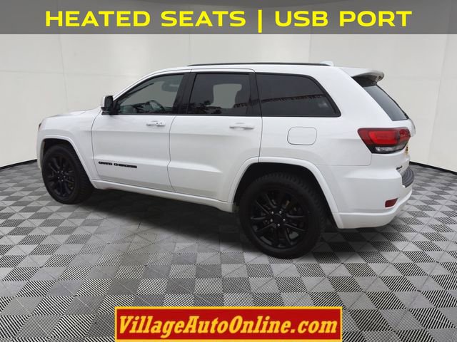 Used 2020 Jeep Grand Cherokee Altitude image 2