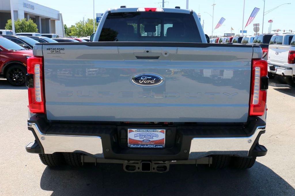 New 2026 Ford F350 Lariat AWD/4WD image 6