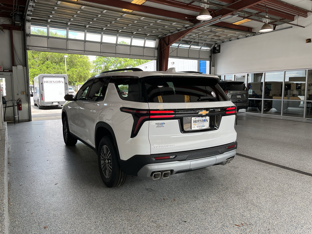 New 2026 Chevrolet Traverse LT FWD image 6