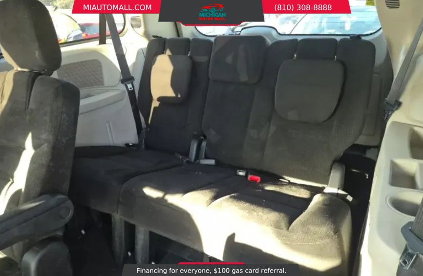 Used 2014 Dodge Grand Caravan SXT w/ UConnect Hands-Free Group FWD image 14