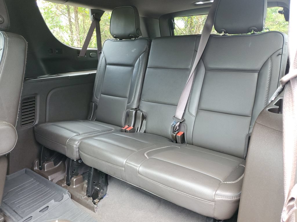 Used 2023 GMC Yukon XL Denali AWD/4WD image 15