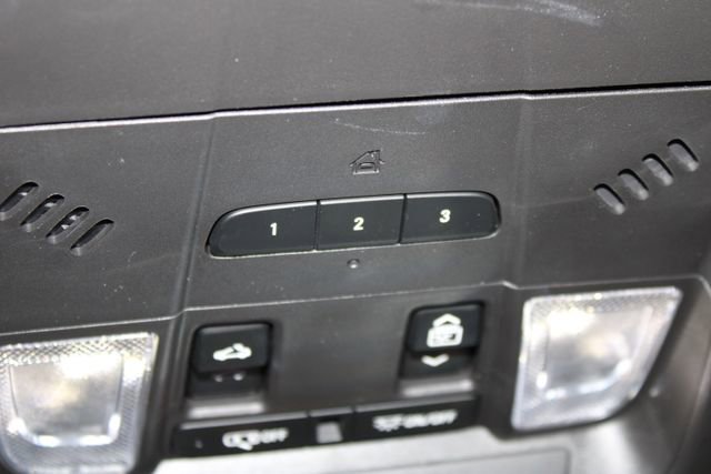 Certified 2023 Cadillac XT4 Luxury w/ Cold Weather Package image 27