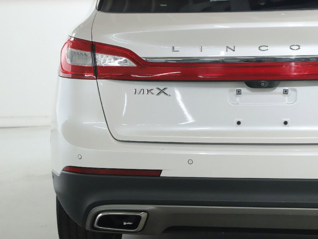 Used 2017 Lincoln MKX Reserve w/ Driver Assistance Package AWD/4WD image 45