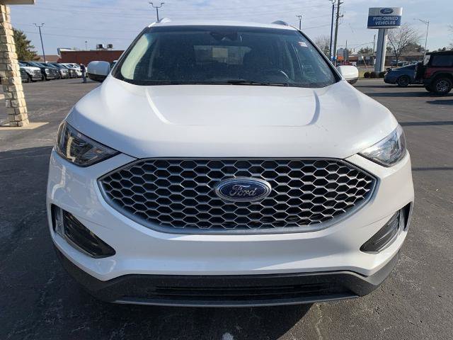 Certified 2024 Ford Edge SEL w/ Convenience Package AWD/4WD image 11