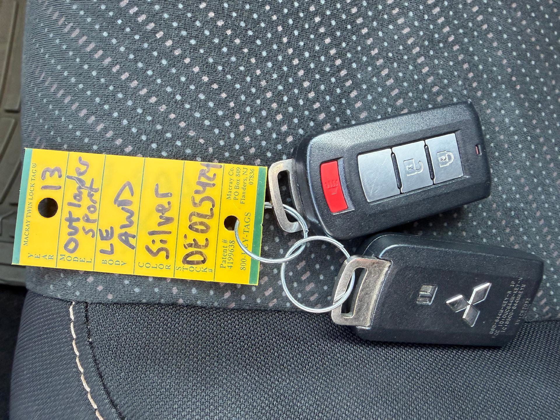 Used 2013 Mitsubishi Outlander Sport LE image 24