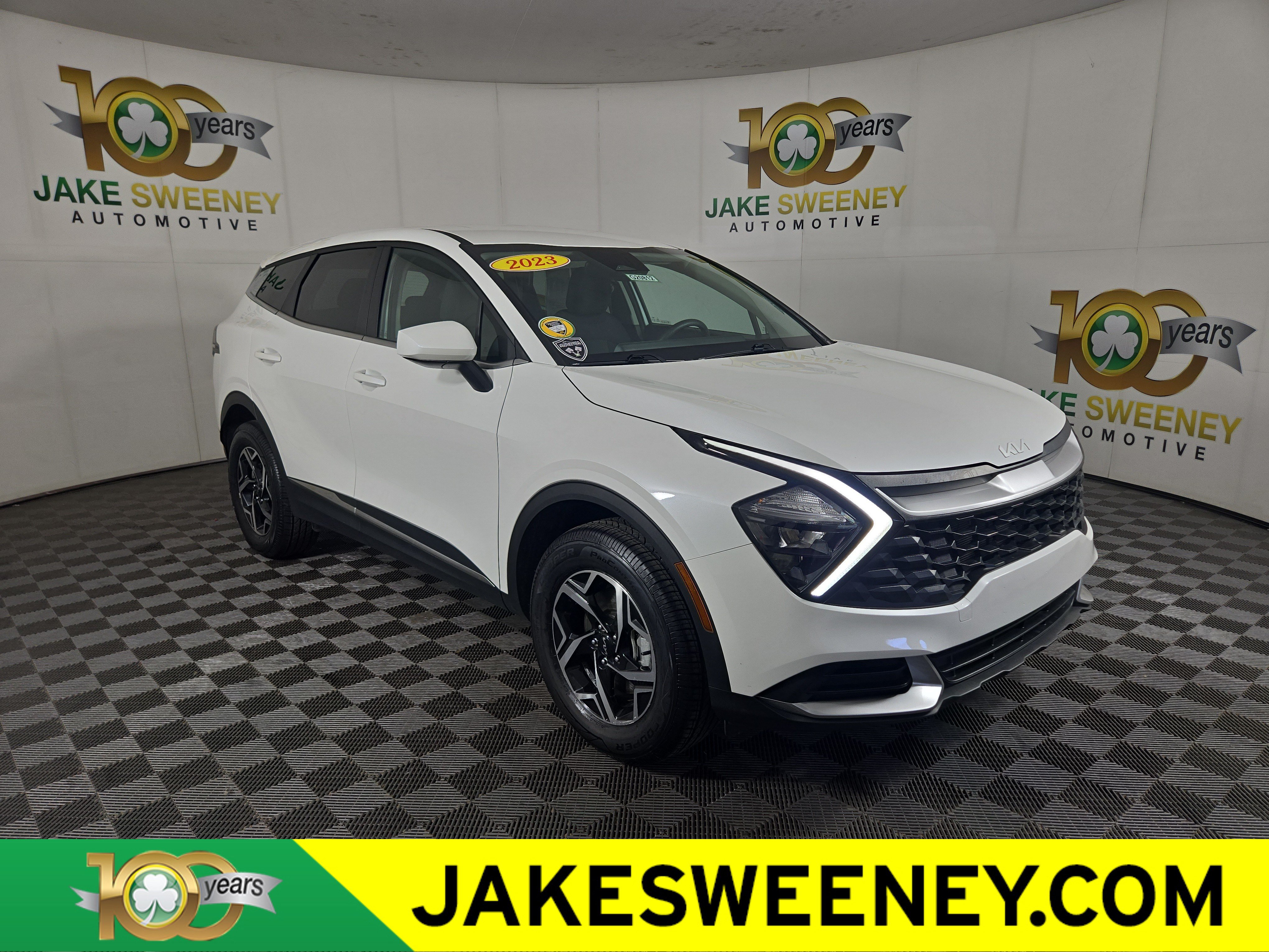 Used 2023 Kia Sportage LX AWD/4WD image 1