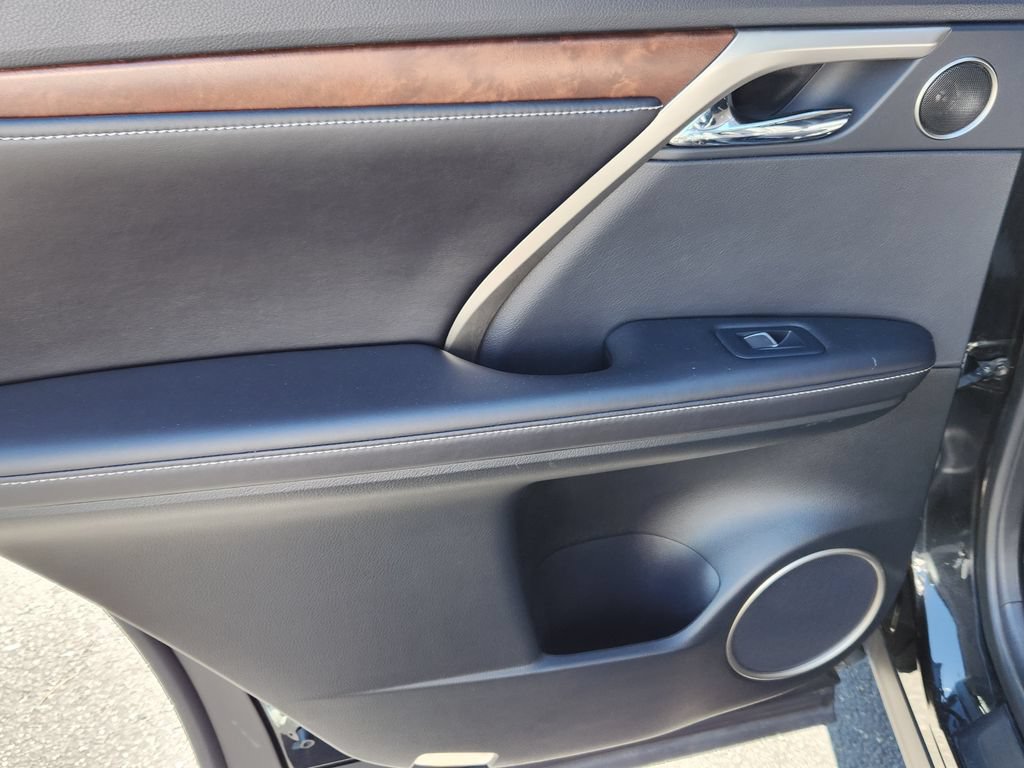 Used 2020 Lexus RX 350L Premium w/ Premium Package AWD/4WD image 12