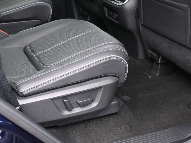 Certified 2025 INFINITI QX80 Sensory image 10