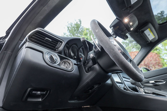 Used 2014 Porsche 911 Turbo S AWD/4WD image 63