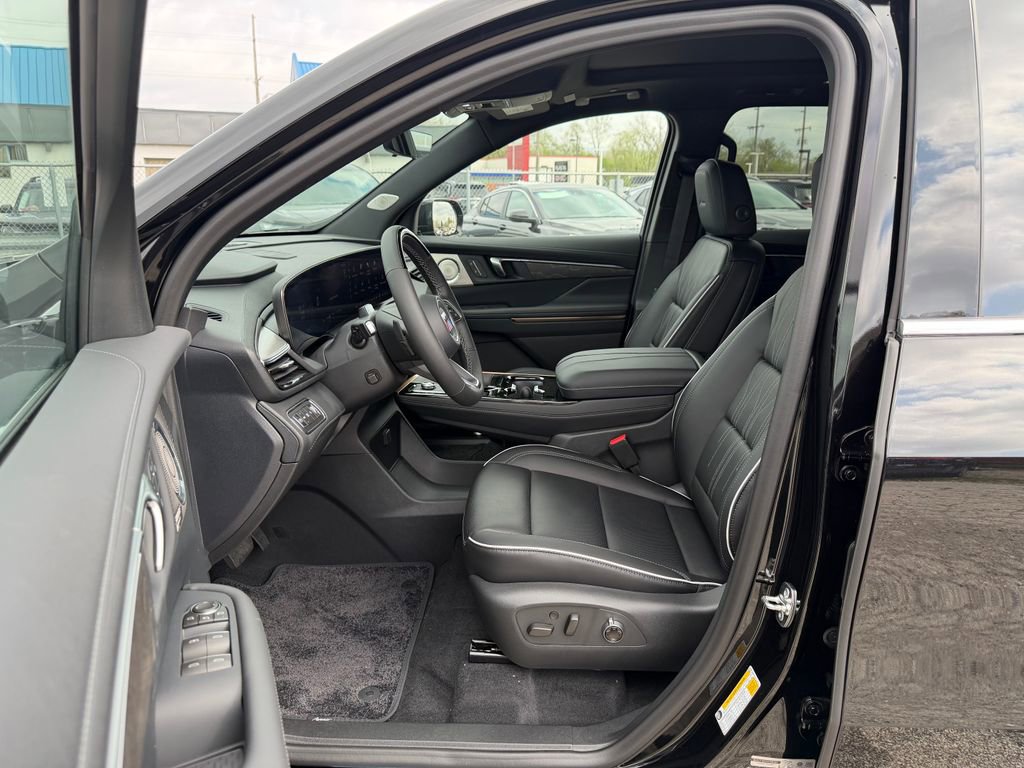 New 2026 Buick Enclave Avenir w/ Super Cruise Package FWD image 16