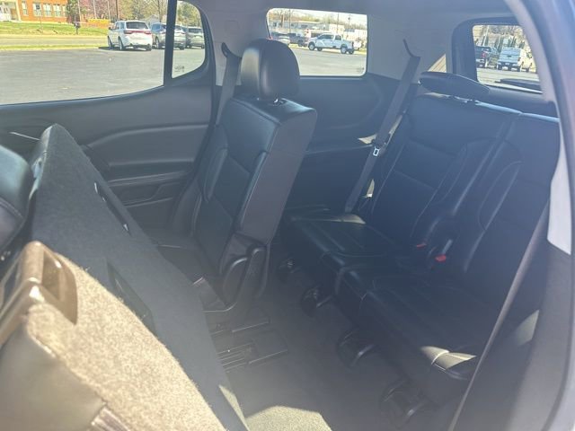 Used 2023 GMC Acadia SLT image 18