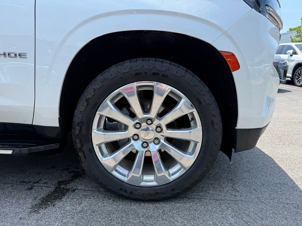 Used 2023 Chevrolet Tahoe Premier AWD/4WD image 29