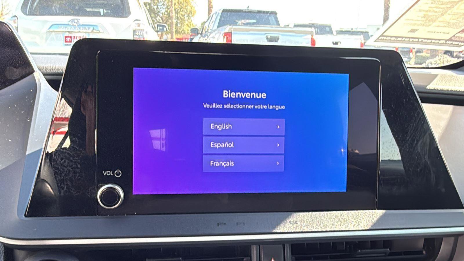 Used 2024 Toyota Prius LE image 14