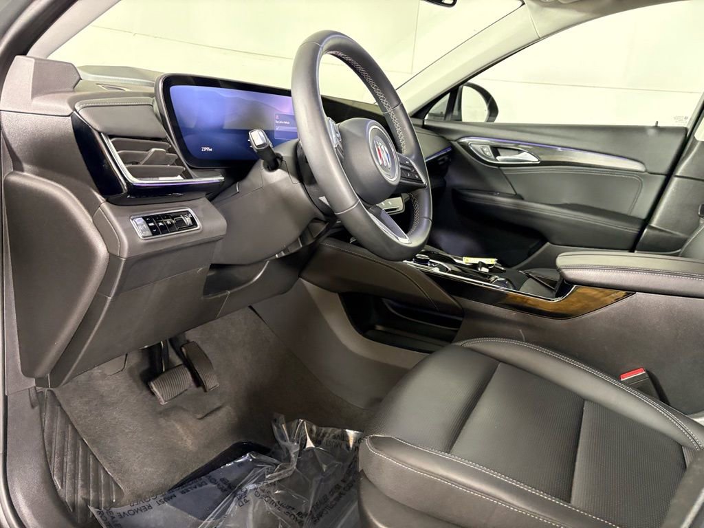 Used 2025 Buick Envision Preferred image 21
