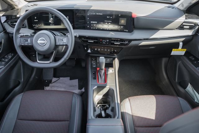 New 2026 Nissan Kicks SR w/ Cold Weather Package image 22