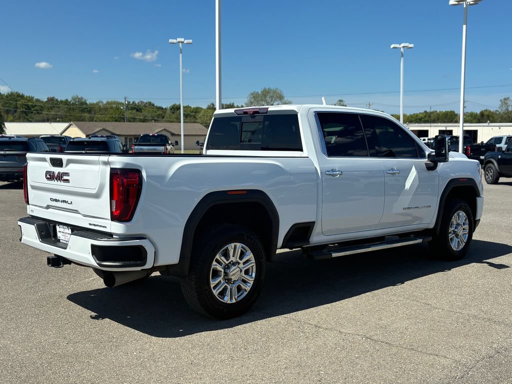 Used 2022 GMC Sierra 2500 Denali w/ Denali Ultimate Package AWD/4WD image 3