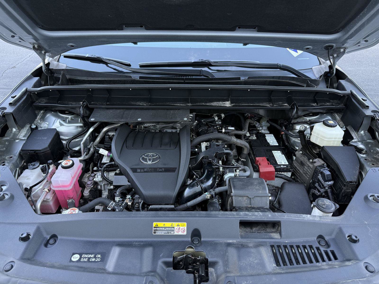 Used 2023 Toyota Highlander LE FWD image 30