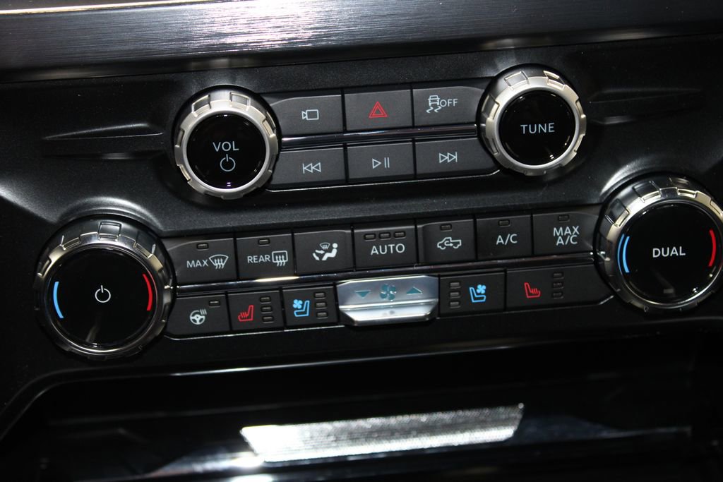 New 2025 Ford F250 Lariat w/ Lariat Ultimate Package image 49