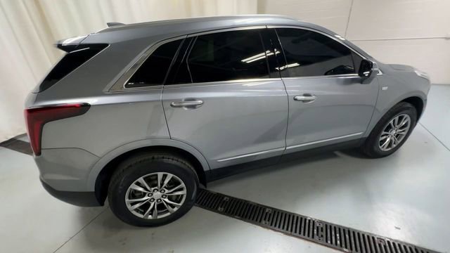 Certified 2023 Cadillac XT5 Premium Luxury w/ LPO, Floor Liner Package image 9