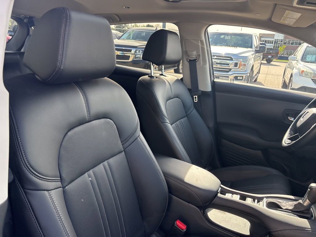 Certified 2025 Honda HR-V EX-L image 27