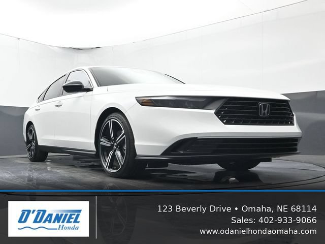Used 2025 Honda Accord Sport image 14