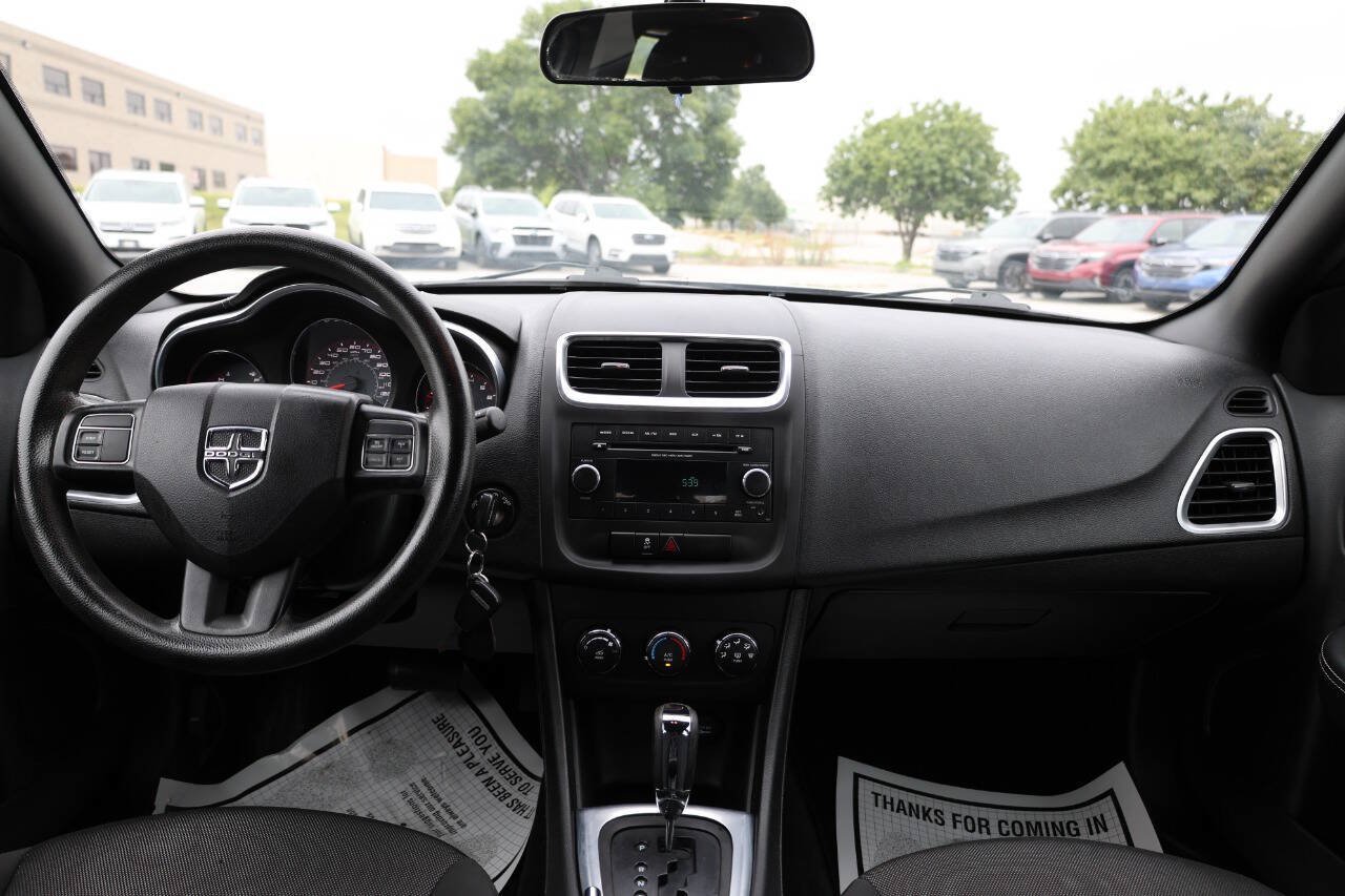 Used 2014 Dodge Avenger SE FWD image 14