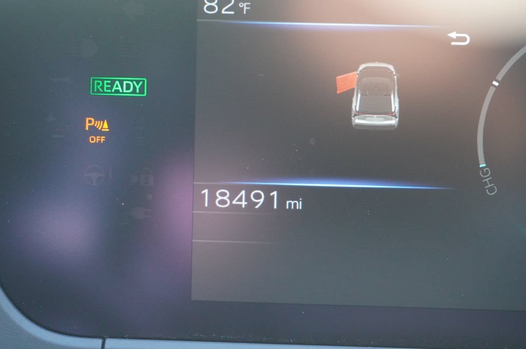 Certified 2025 Toyota bZ4X FWD w/ Weather Package image 9