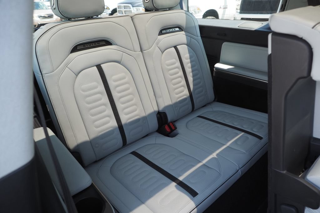 Used 2023 Rivian R1S Launch Edition Quad AWD/4WD image 22