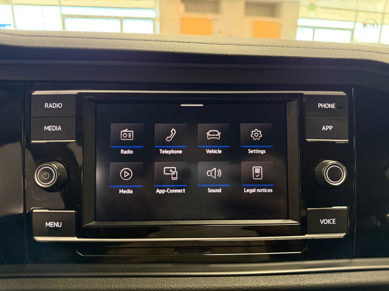 Used 2022 Volkswagen Jetta S image 17