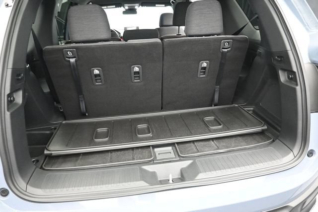 Used 2025 Honda Pilot Sport image 22